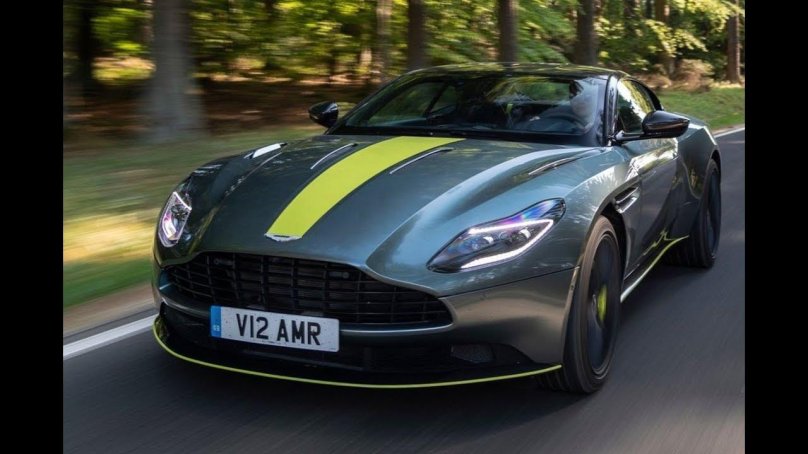 Астон Мартин db11 Amr