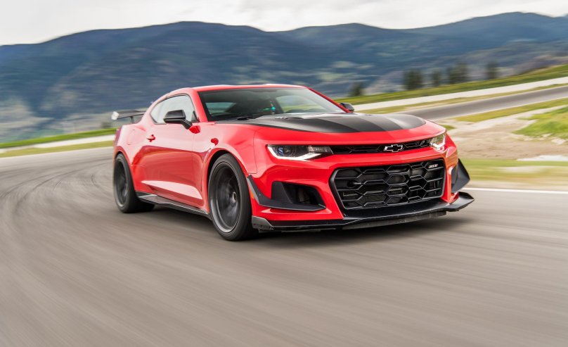 Шевроле Камаро zl1 2021
