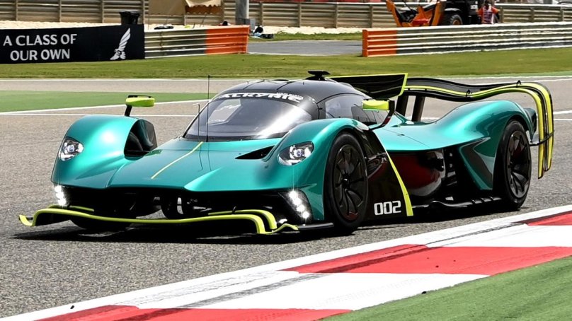 Aston Martin Valkyrie Amr Pro 2022