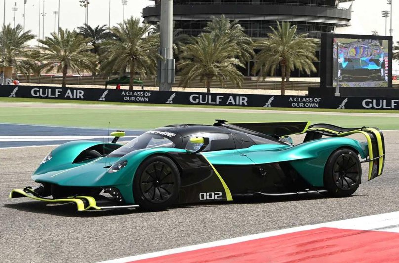 Aston Martin Valkyrie 2021