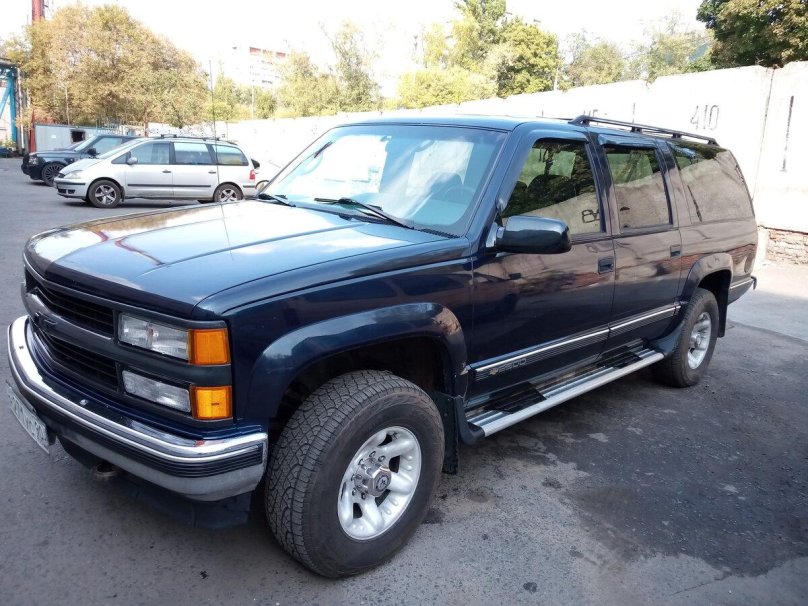 Chevrolet Suburban gmt400