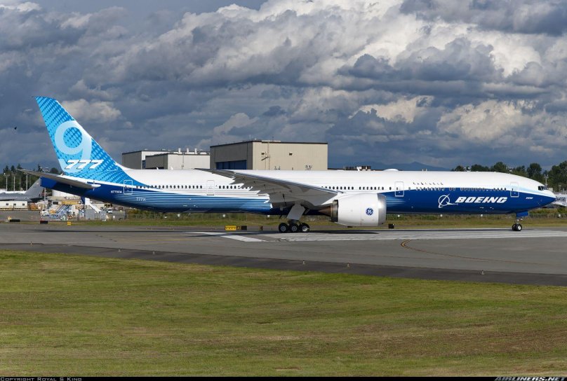 Boeing 777-9