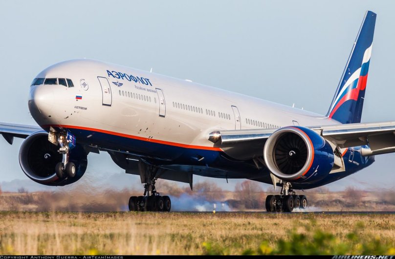 Самолет Аэрофлот Boeing 777-300er
