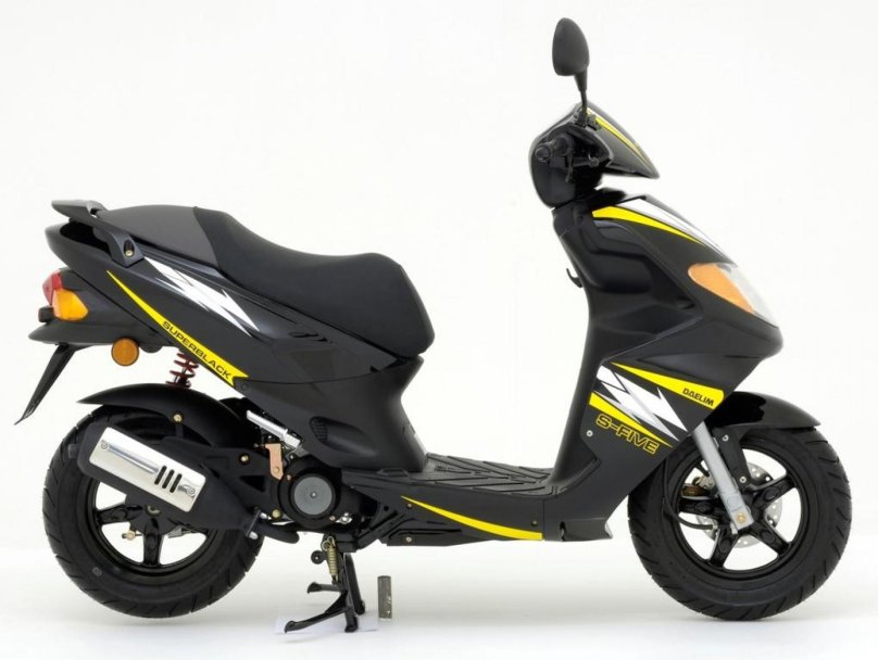 Скутер Daelim 2