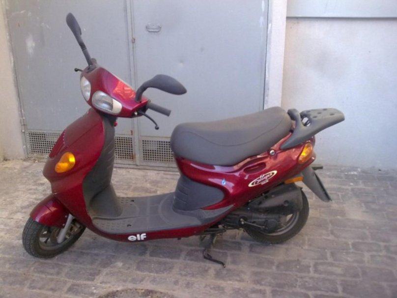 Скутер Daelim message