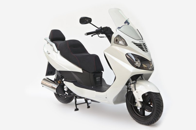 Скутер Daelim 125