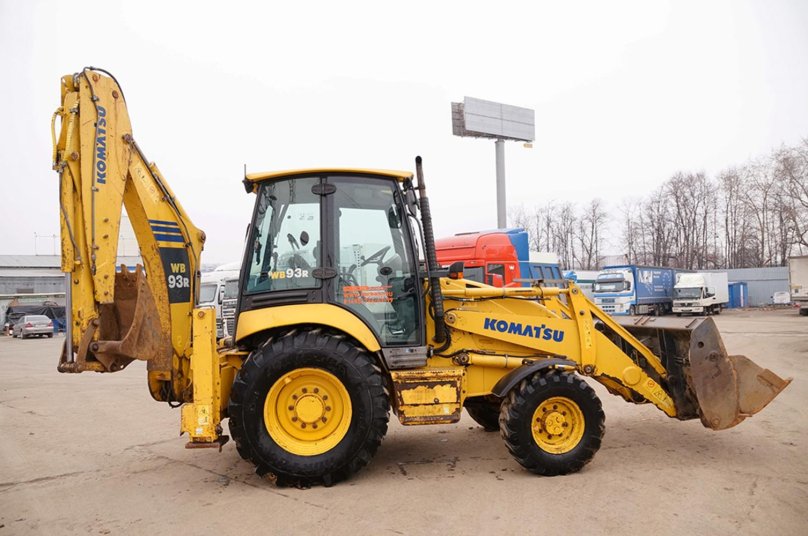 Экскаватор-погрузчик Комацу wb93