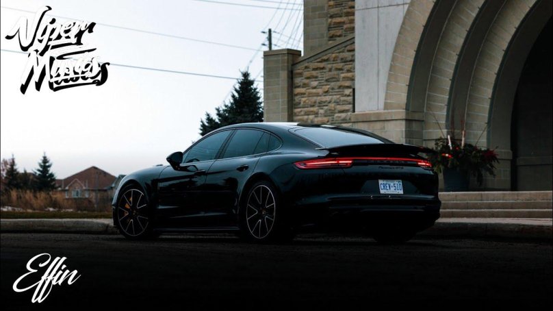 Порше Панамера 2022