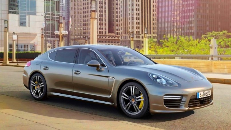 Porsche Panamera 1
