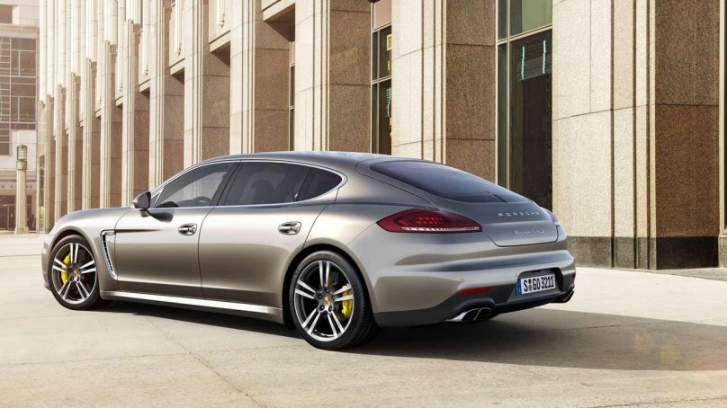 Порше Панамера турбо 2014