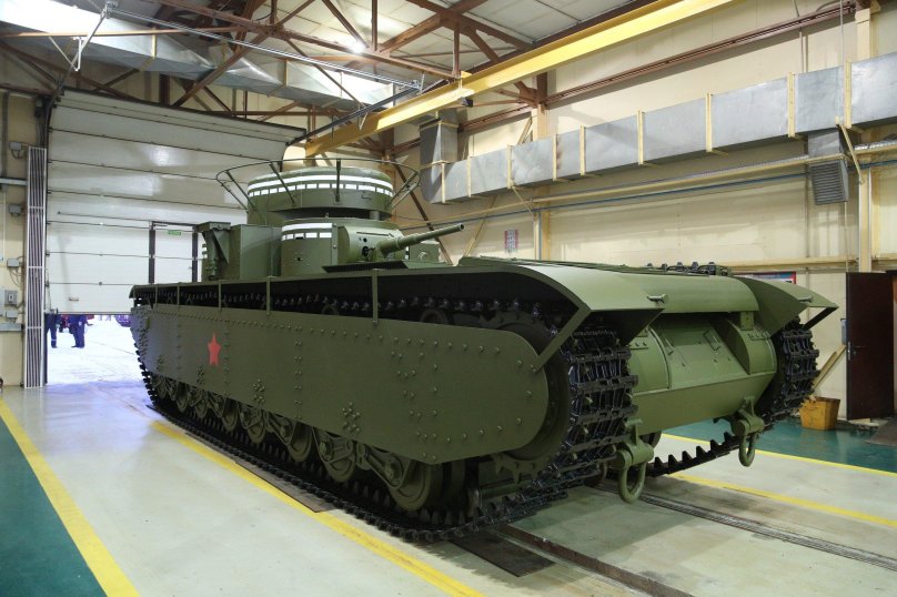 Советский пятибашенный танк т-35