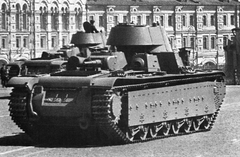 Т-35 С коническими башнями