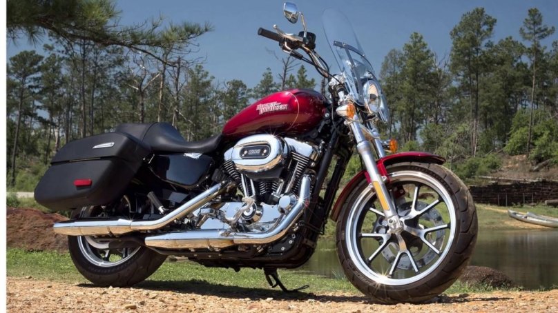 Харлей Дэвидсон спортстер SUPERLOW 1200