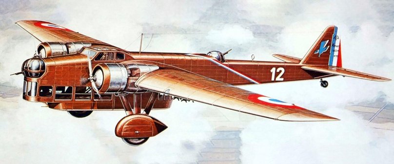 Бомбардировщик Амио 143