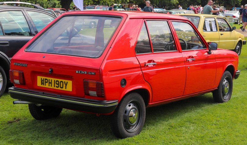 Пежо 104 седан