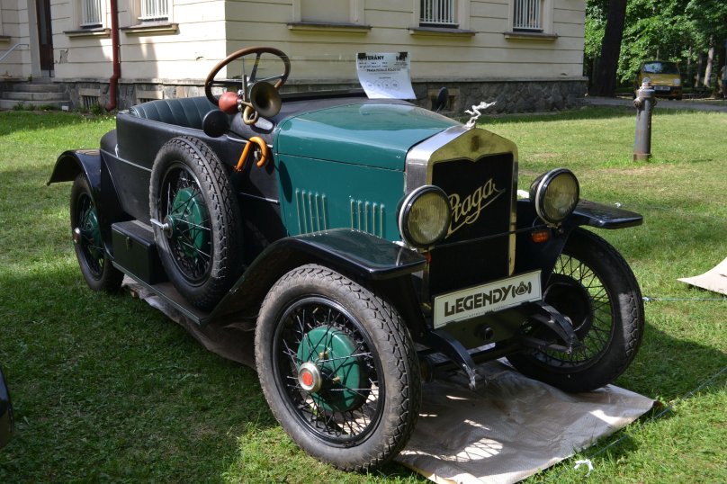 Автомобиль Прага