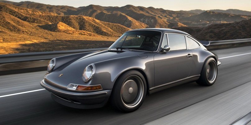 Porsche 911 Targa Singer