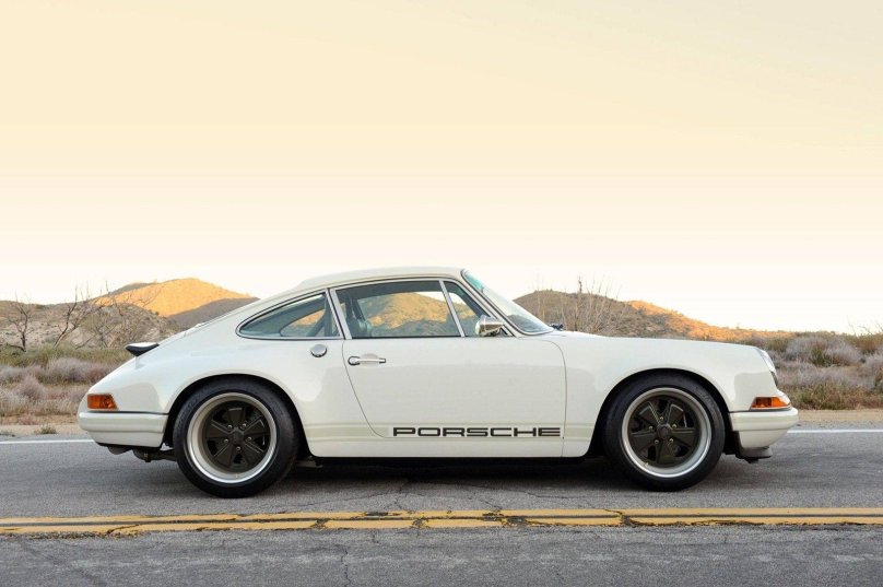 Porsche 911 Singer