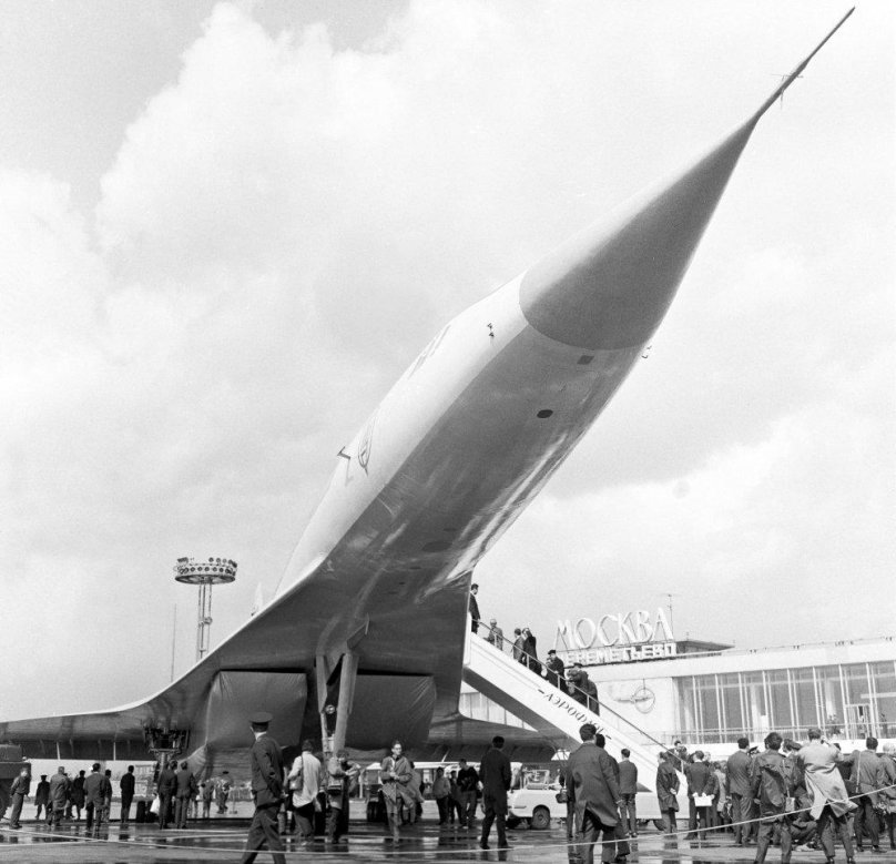 Ту 144 в Шереметьево