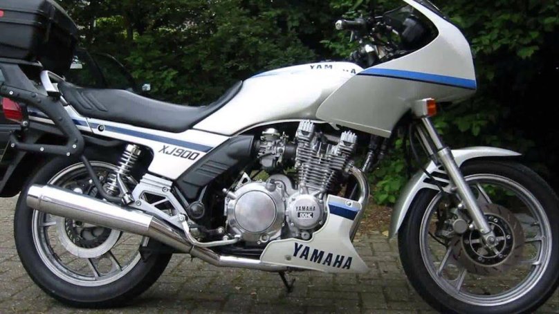 Ямаха XJ 900