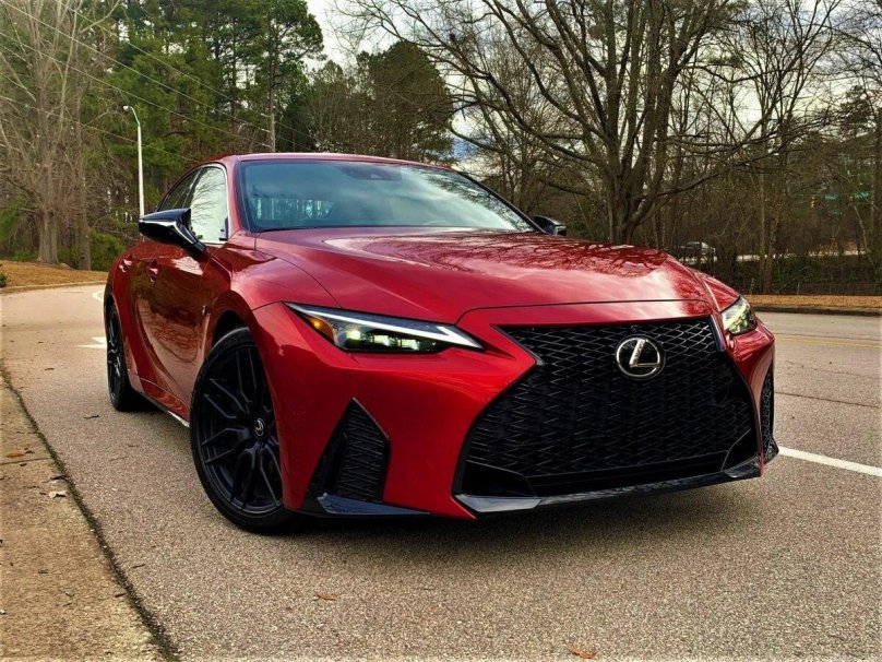 Lexus is 350 f Sport 2021
