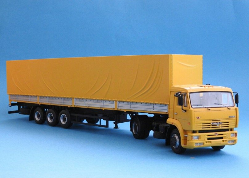 Грузовик КАМАЗ 5460