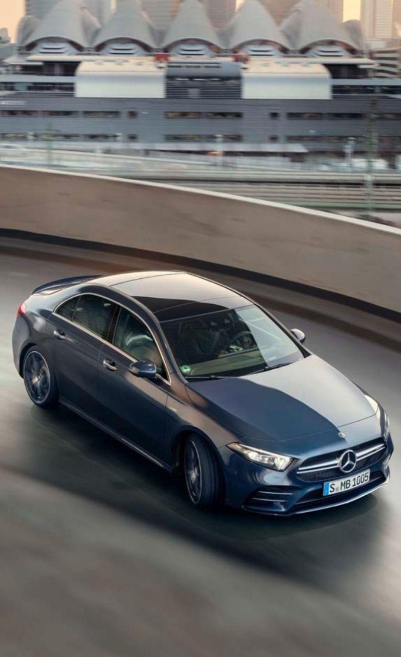 Новый Мерседес