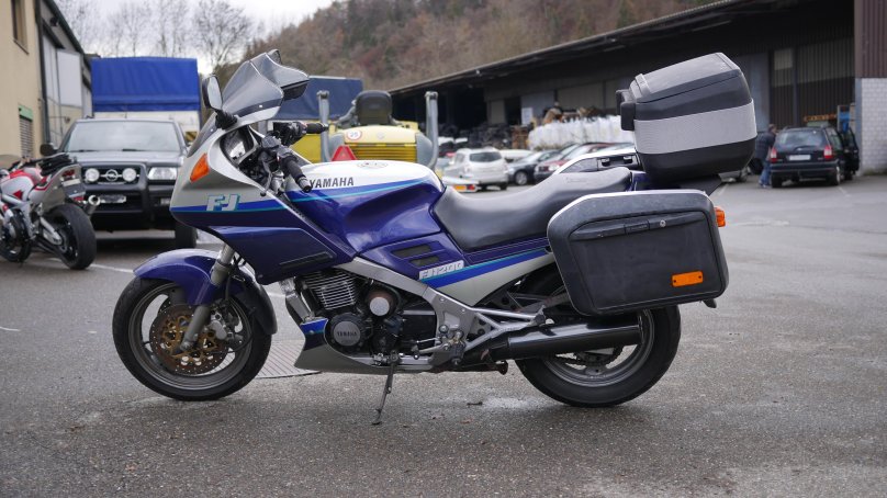 Ямаха ФЖ 1200