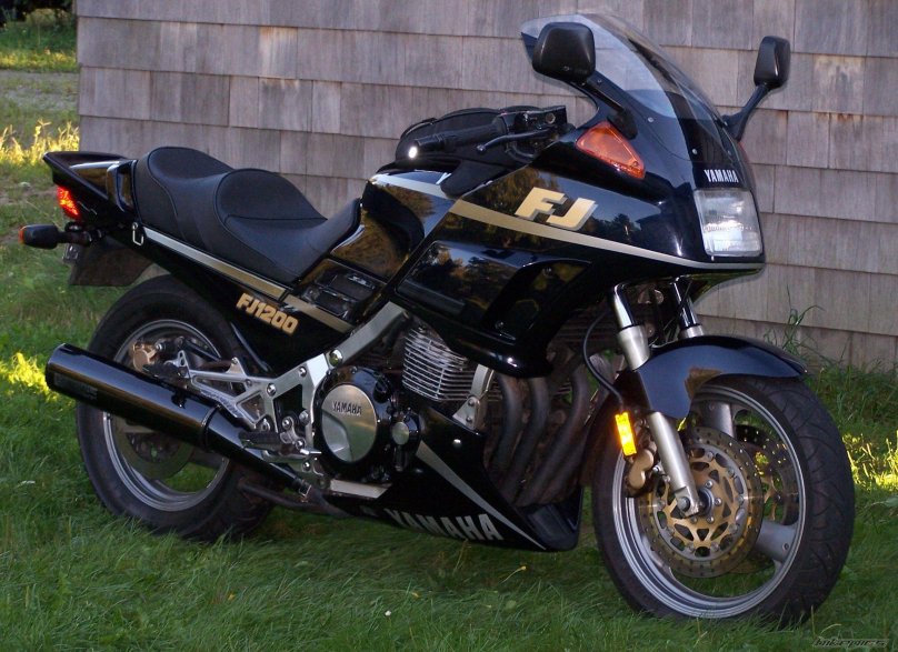 Yamaha FJ 1200 Custom