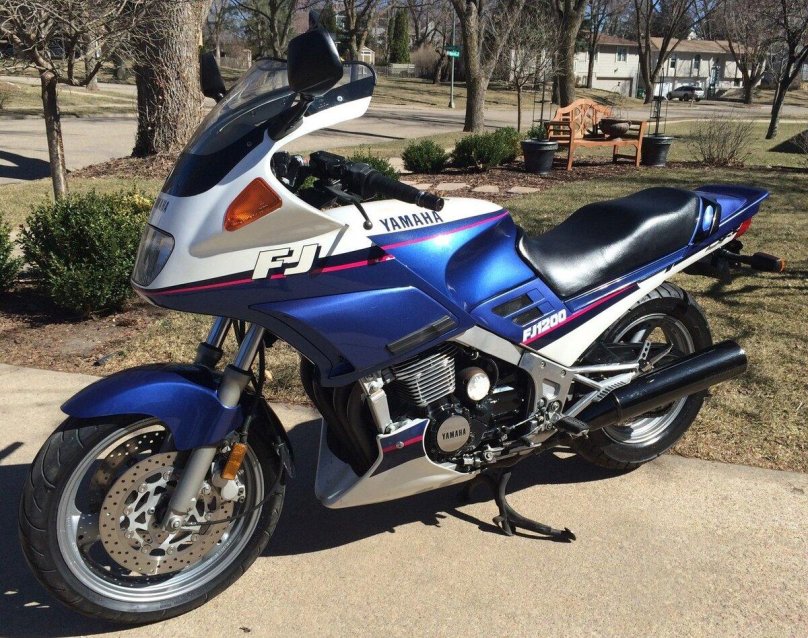 Ямаха FJ 1200