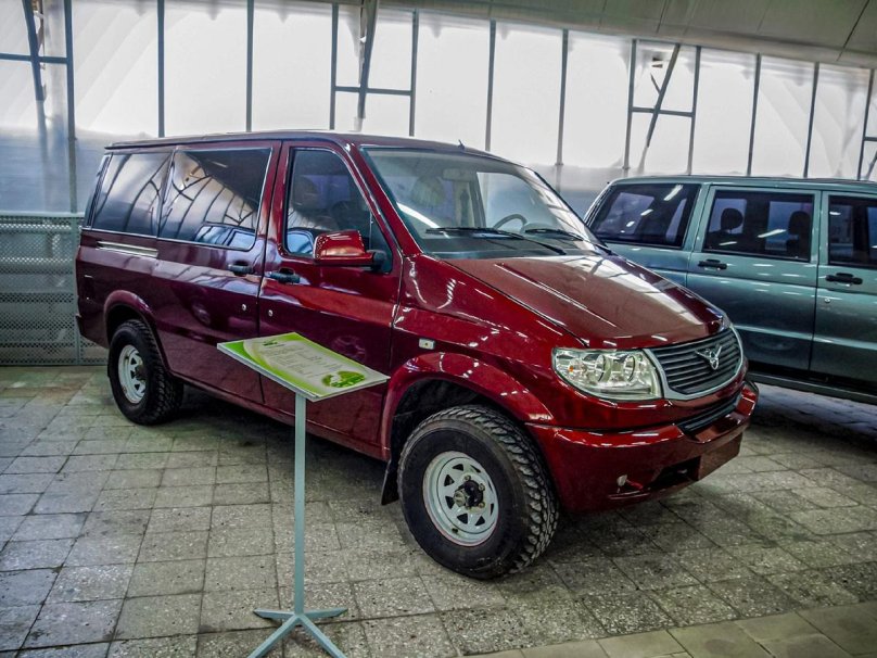 УАЗ-3165м Симба полноприводный минивэн