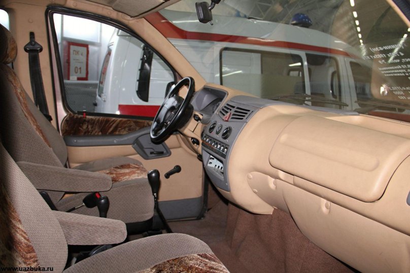 УАЗ минивэн 2022