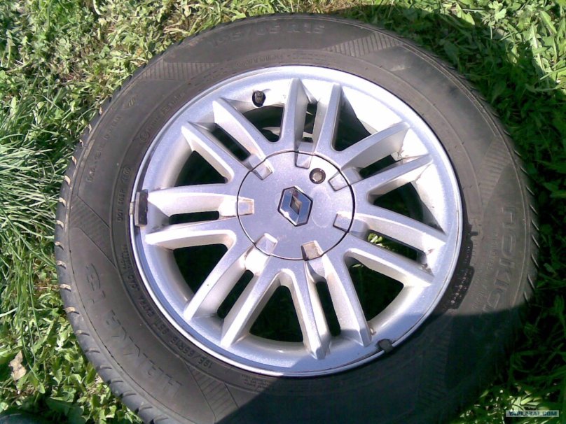 Диск колеса Рено Логан r15