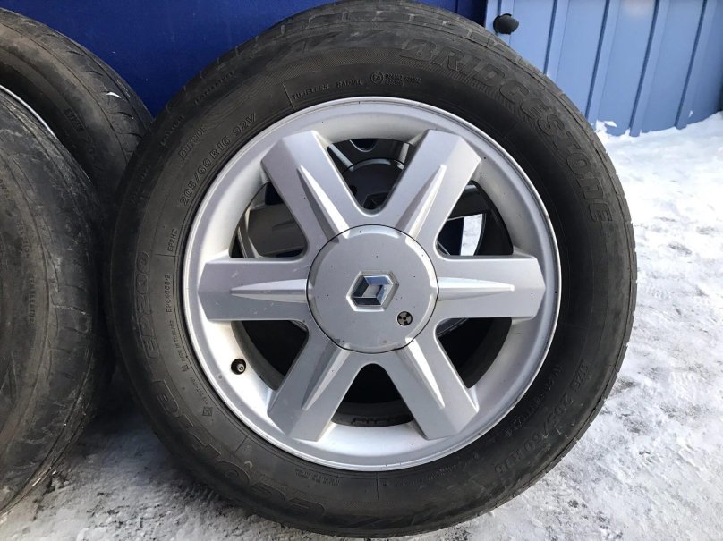 Диск литой r16 на Рено Лагуна 2