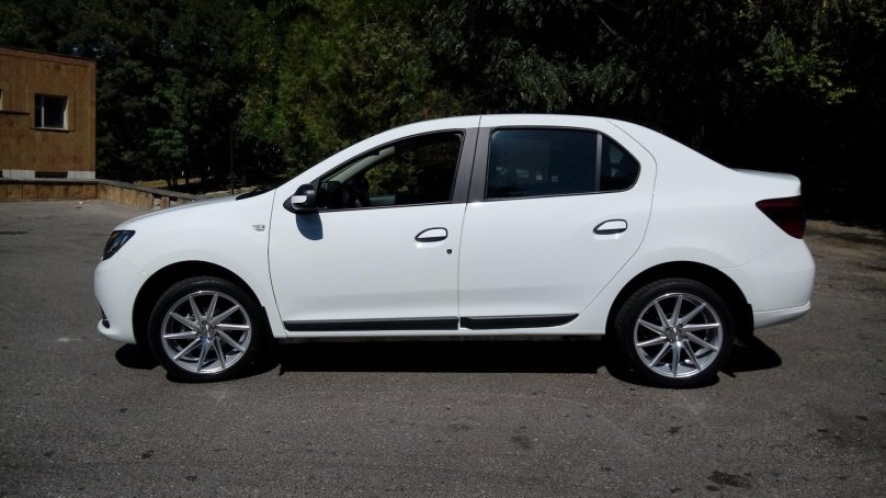 Рено Логан 2 r17