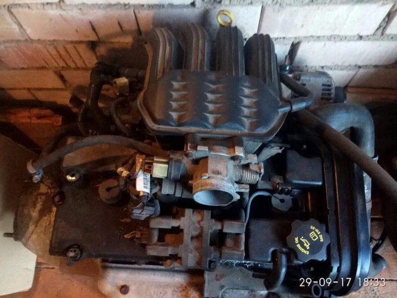 Мотор Крайслер 2.4