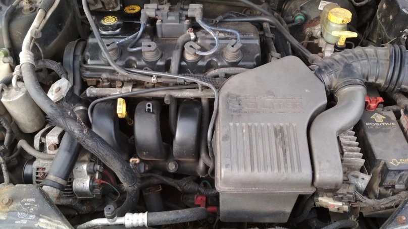 Крайслер Стратус 2.0