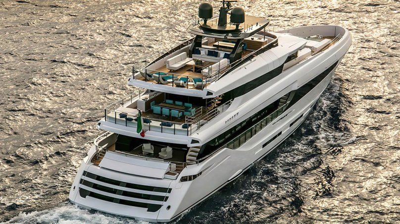 Яхта Mangusta Oceano