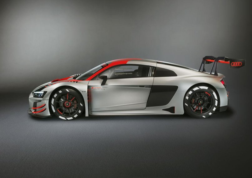 Audi r8 gt2
