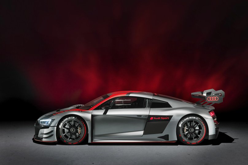 Audi r8 LMS