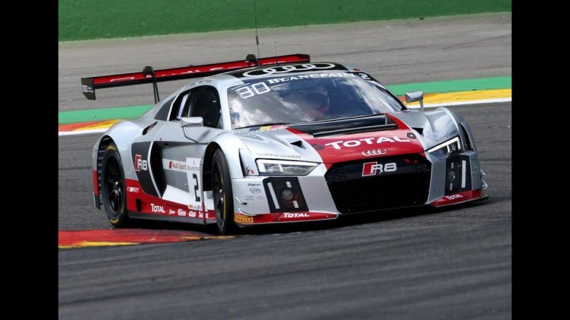 Audi r8 LMS 2015