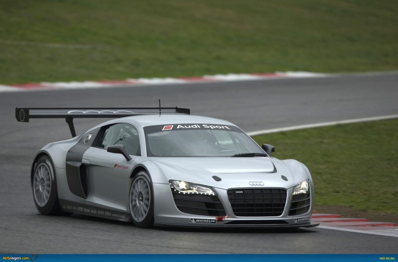 Ауди р8 ЛМС gt3