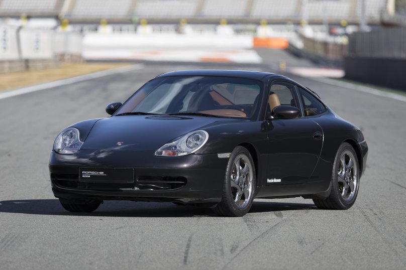 Porsche 911 Carrera 996