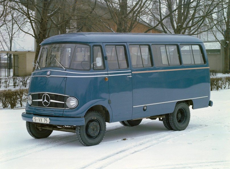 Mercedes-Benz o319