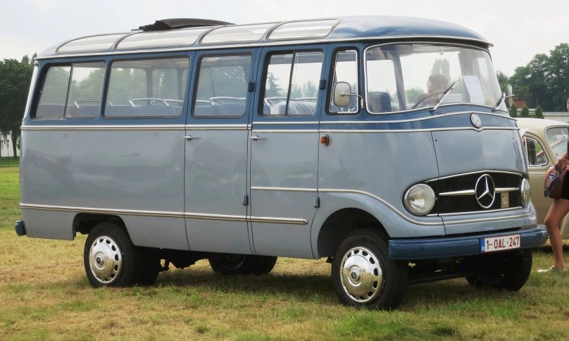 Мерседес l319