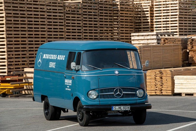 Mercedes-Benz l408