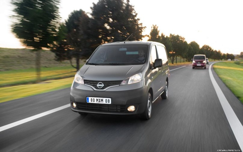 Ниссан нв 200