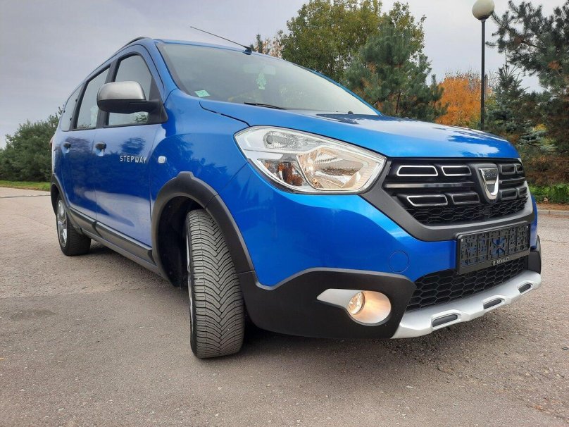 Рено лоджи степвей