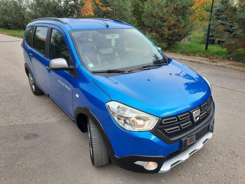 Citroen c3 голубой