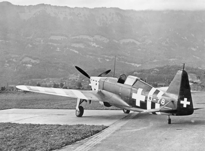 Самолет Morane-Saulnier-3800. Швейцария
